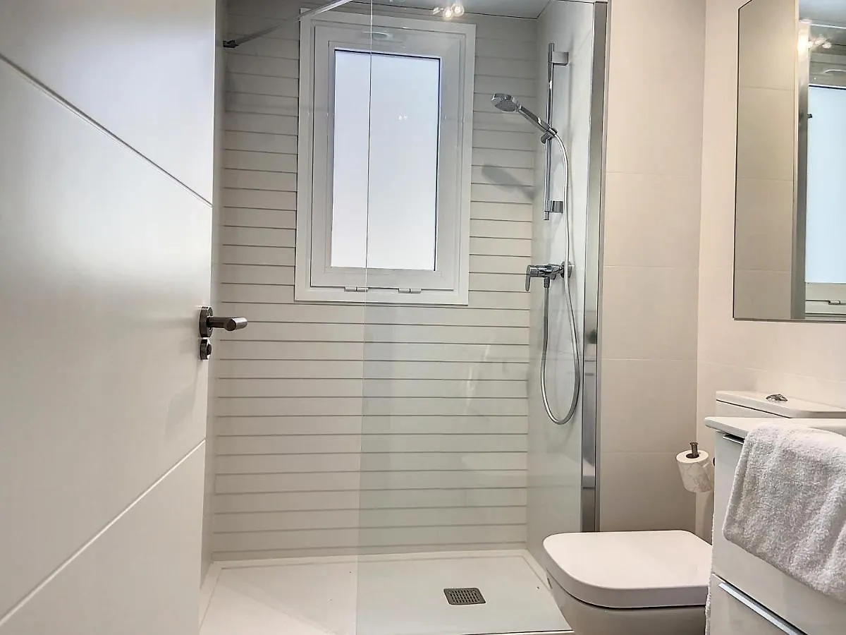 Via Celere 2328 Luxury Sea View Apartment كاساريس